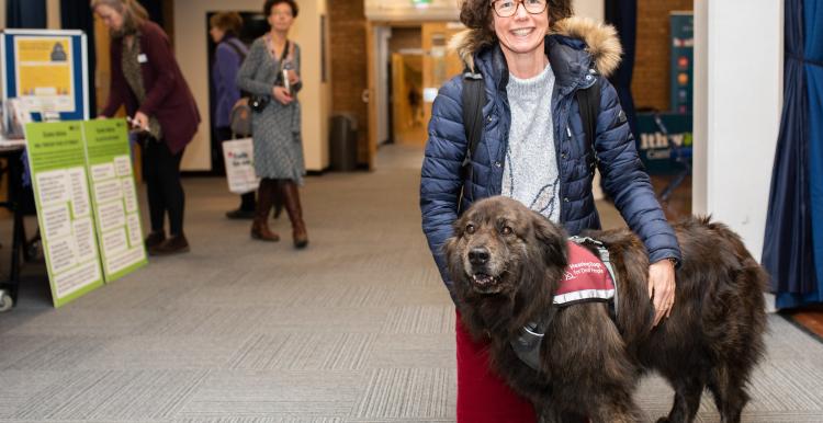 woman-with-an-assistant-dog